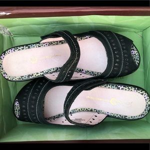 Jambu Adjustable Slip On Wedge Sport Sandal